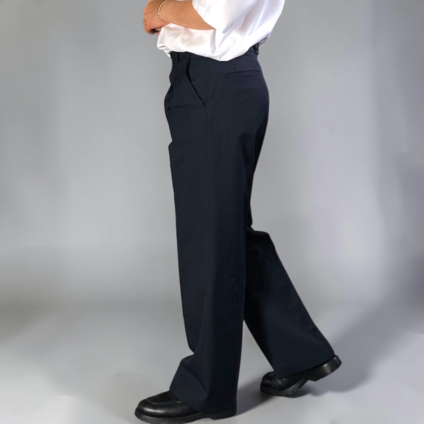 O／Navy