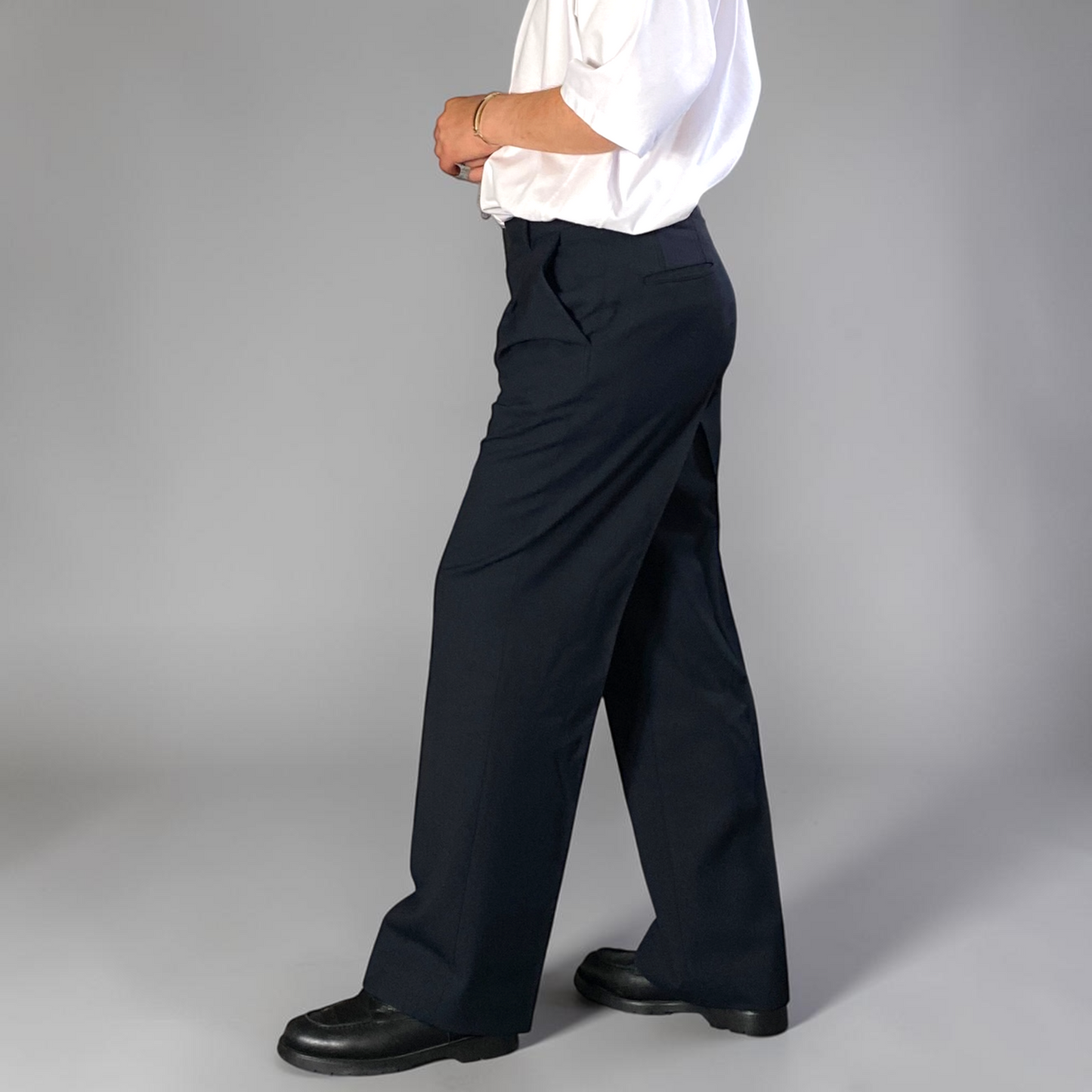 O／Navy